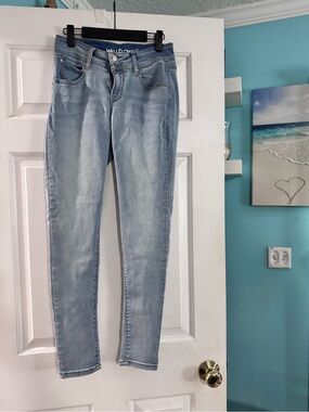 Wallflower Light Blue Women’s Skinny Jeans